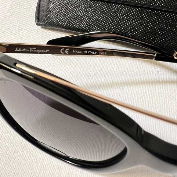 NEW Salvatore Ferragamo Semi Black Cat Eye Sunglasses SF882SA with Box main image 10